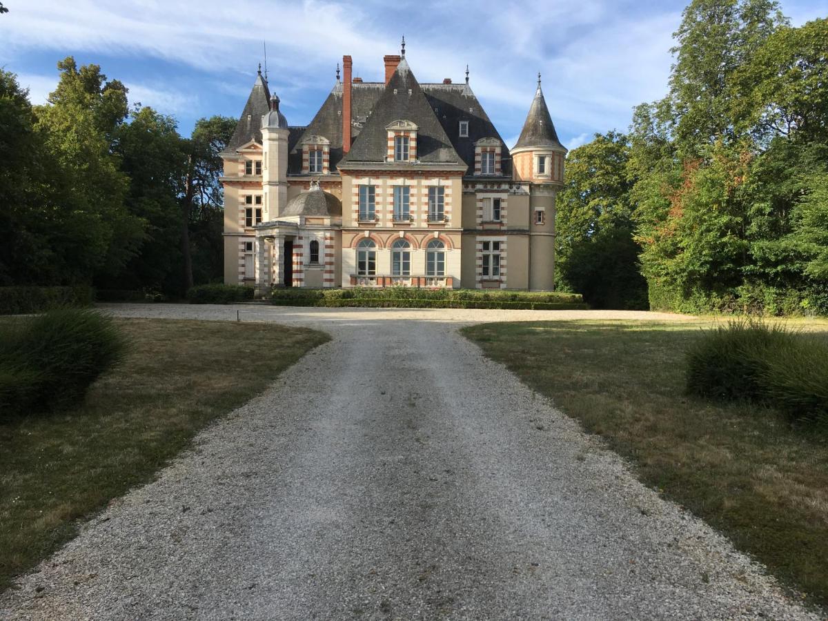 Nogent-sur-Vernisson Chateau De Praslins المظهر الخارجي الصورة