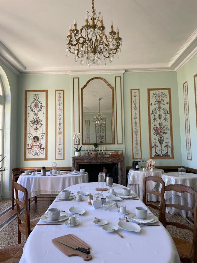 Nogent-sur-Vernisson Chateau De Praslins المظهر الخارجي الصورة